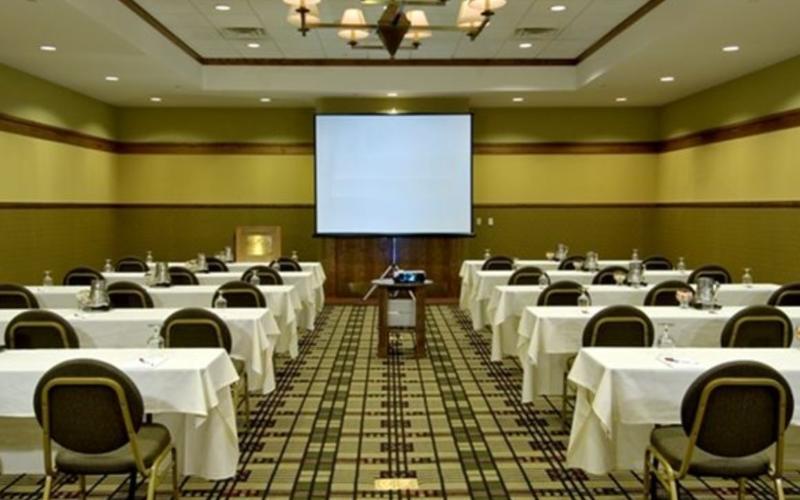 Doubletree By Hilton Libertyville-Mundelein Buitenkant foto