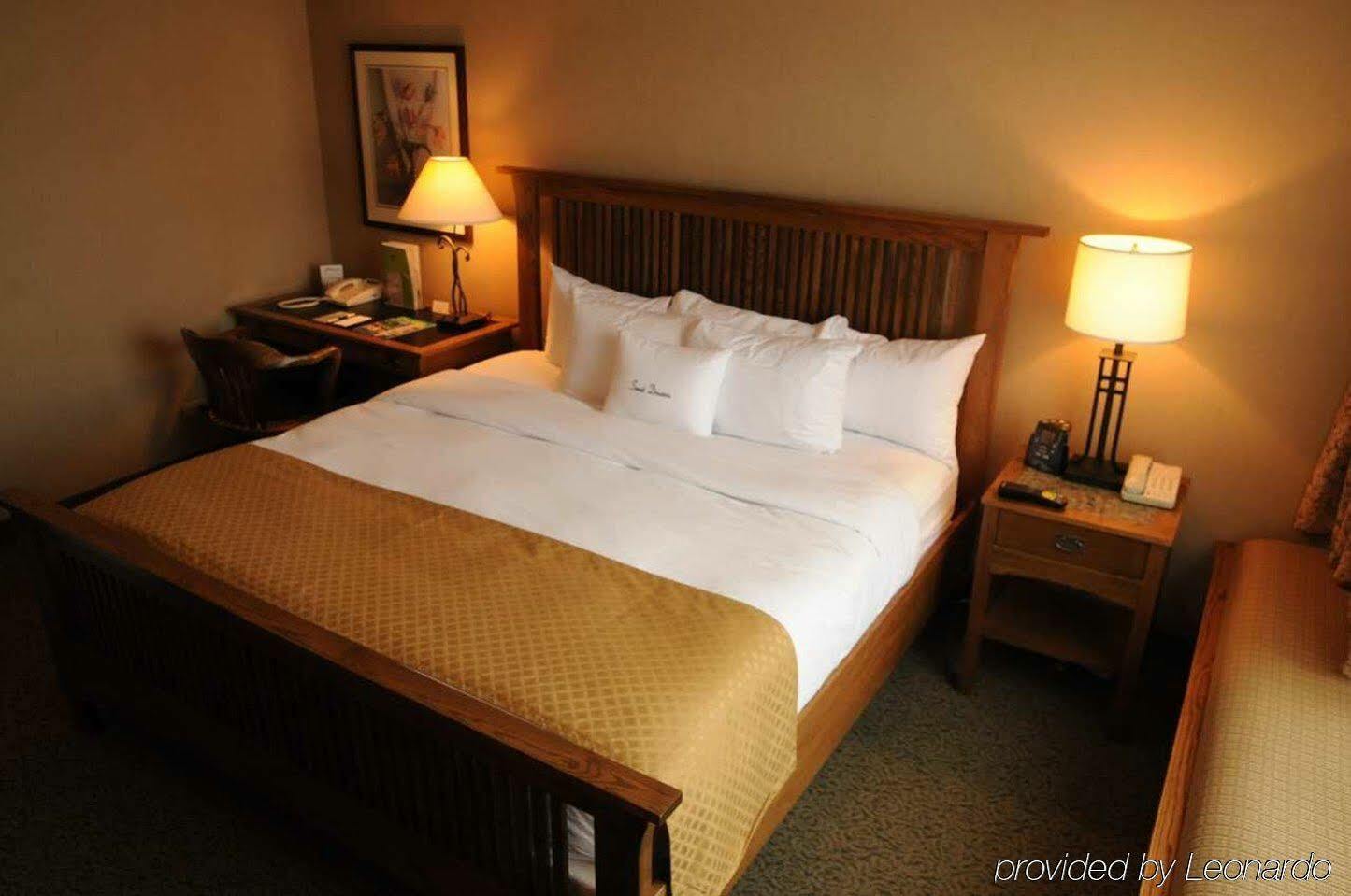 Doubletree By Hilton Libertyville-Mundelein Buitenkant foto